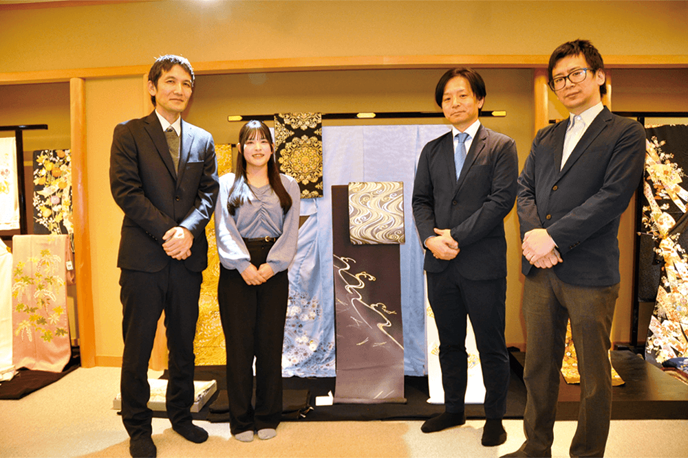 京都きもの市場 本社にて